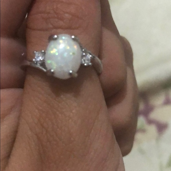 Stone ring - Picture 4 of 4